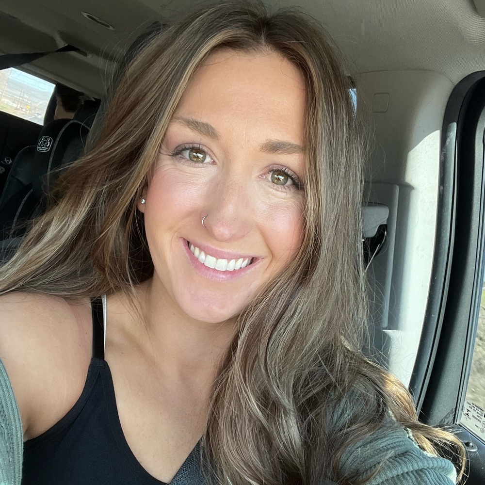 Meet your Posher, Hannah